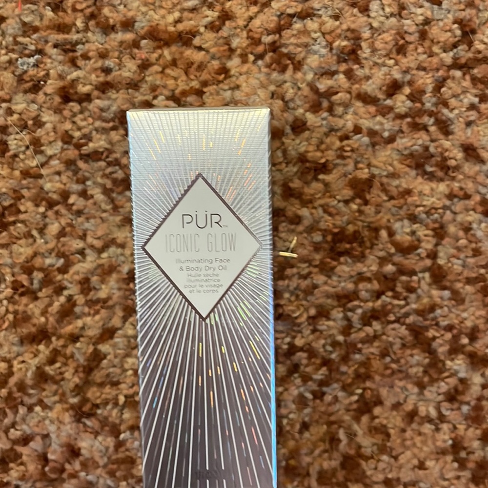 Face and body oil